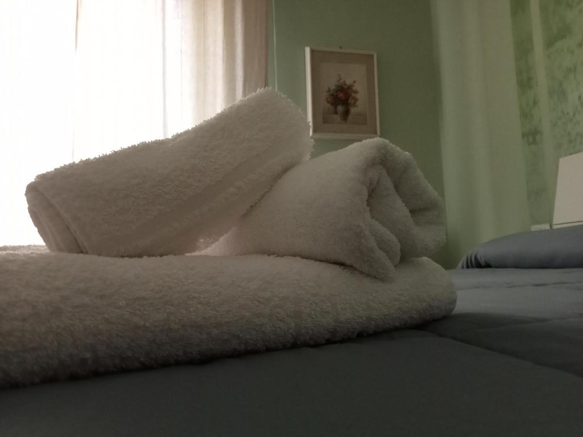 Casa Sofia - Appartamento Con Parcheggio Riservato Terni Luaran gambar