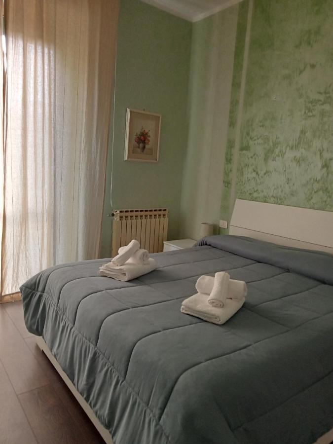 Casa Sofia - Appartamento Con Parcheggio Riservato Terni Luaran gambar