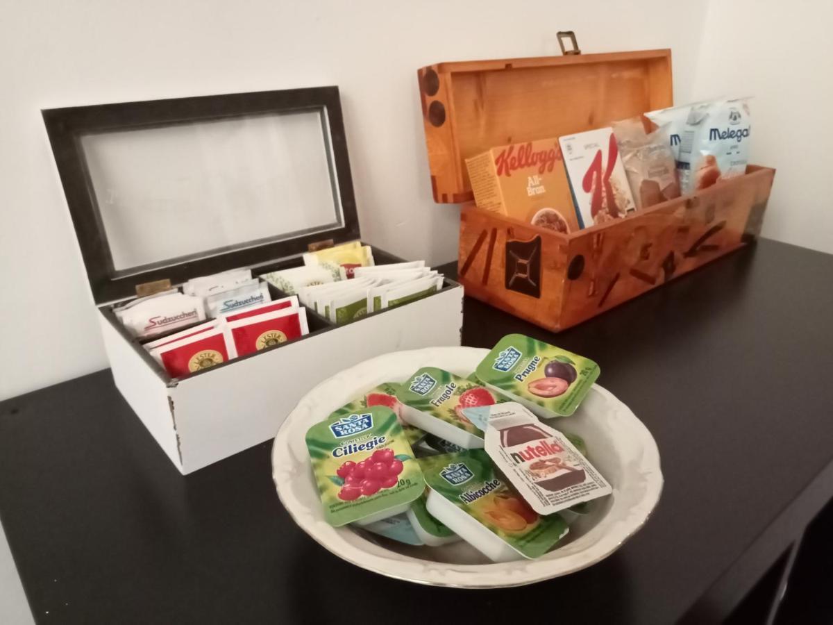 Casa Sofia - Appartamento Con Parcheggio Riservato Terni Luaran gambar