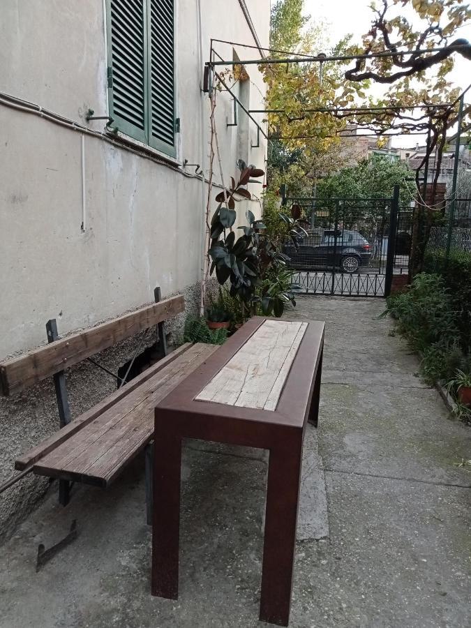 Casa Sofia - Appartamento Con Parcheggio Riservato Terni Luaran gambar